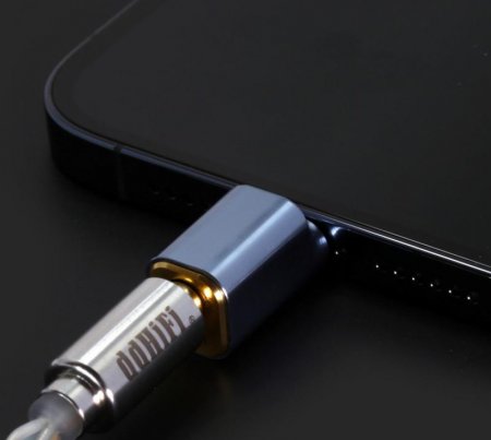 Description image for ddHiFi TC35i (2021) Lightning to 3.5mm Headphone Adapter
