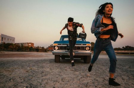 Description image for Marshall Kilburn II Portable Bluetooth Speaker BLACK/BRASS