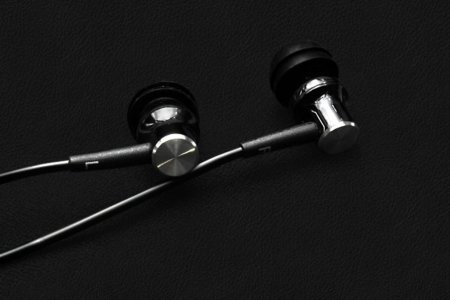 Description image for HiFiMan RE600 Songbird In-Ear Monitor/IEM V2