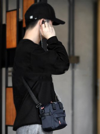 Description image for DDHiFi C2022-DB Outerdoor Carrying Case for Audiophiles DARK BLUE