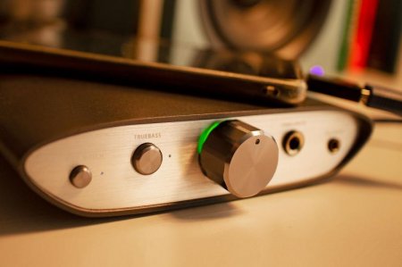 Description image for iFi Audio Zen DAC MQA/DSD DAC Headphone Amplifier