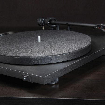 Description image for Ultralink Turntable Felt Mat with Woven Carbon Fibre