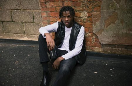 Description image for Marshall Emberton Bluetooth Wireless Waterproof Speaker BLACK/BRASS - Open Box