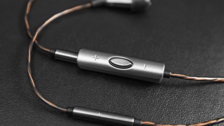Description image for Klipsch X20i In-Ear Reference Audiophile Headphones