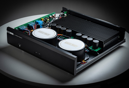 Description image for Musical Fidelity M6x 250.4/2 Bridgable Multichannel Power Amp SILVER