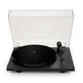 Triangle Lunar 1 Manual Turntable BLACK