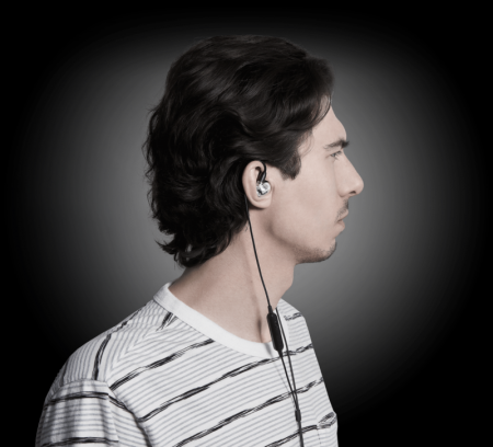 Description image for AONIC 4 Sound Isolating Earphones w Dual-Driver GRAY/WHITE