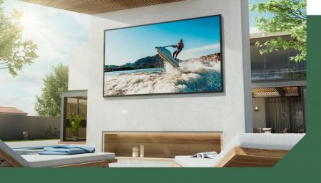 Description image for Samsung QN75LST7DAFXZC 75-Inch The Terrace Outdoor TV [2025]