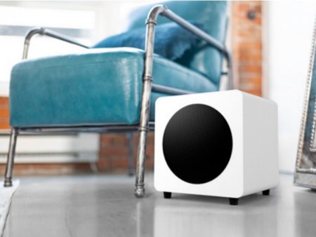 Description image for Kanto SUB8VMW 8-inch Sealed Powered Subwoofer MATTE WHITE