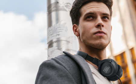 Description image for JBL Tune 500 On-Ear Headphones with One-Button Remote/Mic BLUE