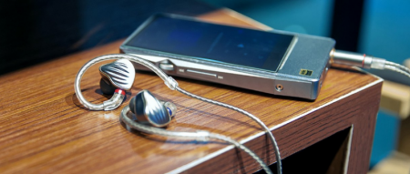 Description image for FiiO LC-3.5B Silver-Plated Copper MMCX Earphone Cable (1.2m)