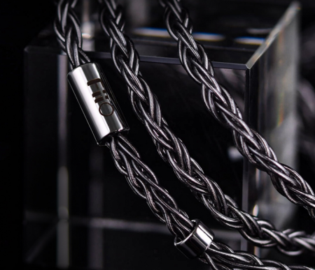 Description image for FiiO LC-RD High-Purity Pure Silver Swappable Plug Earphone Cable SLIVER