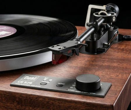 Dual CS 529 Three Speed Automatic Turntable with Bluetooth Walnut