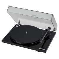 Pro-Ject ESSENTIAL III Turntable PIANO BLACK