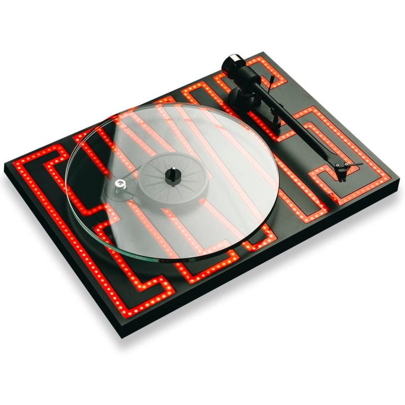 Pro-Ject Elvis Limited Edition Belt Drive Turntable (Sumiko Rainier Cartridge) BLACK