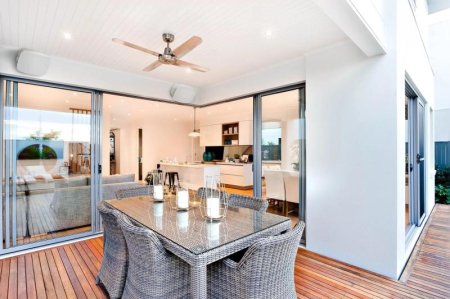 Klipsch RSM-525 Indoor Outdoor Surface Mount Speaker