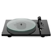 Pro-Ject T2 Super Phono Belt Drive Turntable with Built-In MM Phono Stage & Sumiko Rainier Cartridge GLOSS BLACK