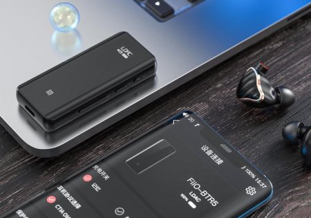 Description image for FiiO BTR5 Flagship Portable High-Fidelity Bluetooth Amplifier - Open Box