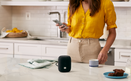 Wireless streaming via Wi-Fi or Bluetooth
