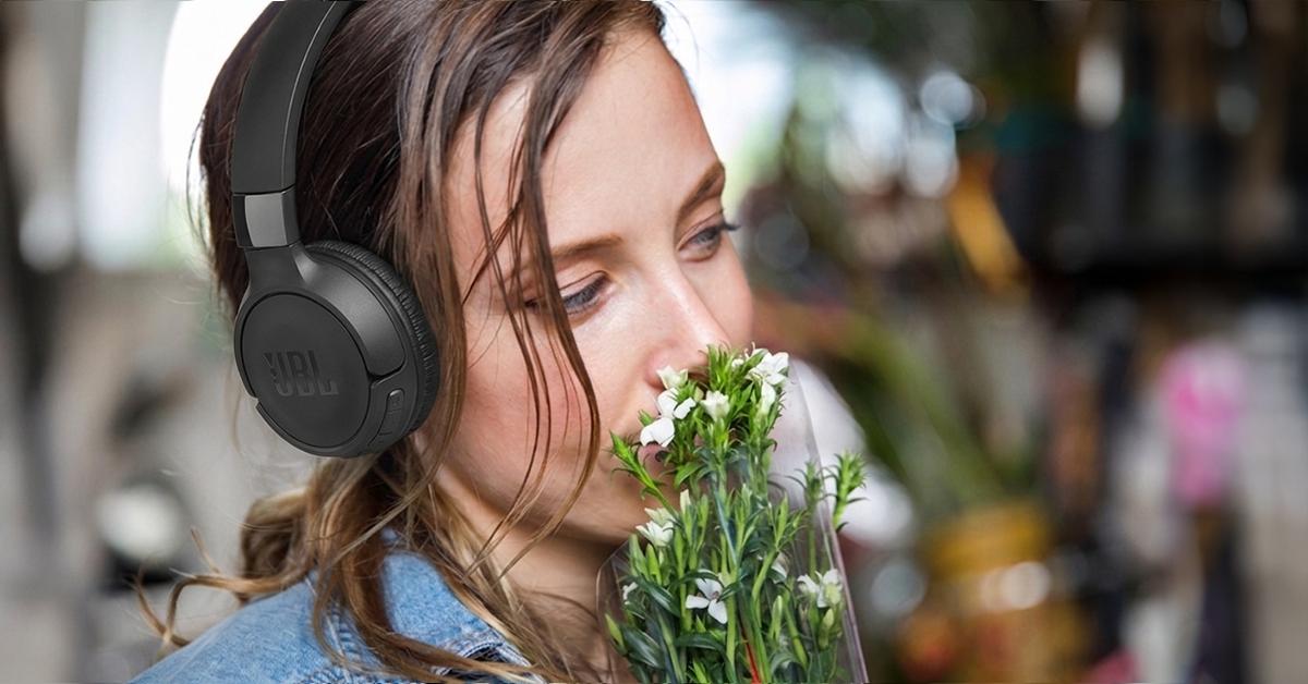 Description image for JBL Tune 660 T660NCBLKAM On Ear Headphones BLACK