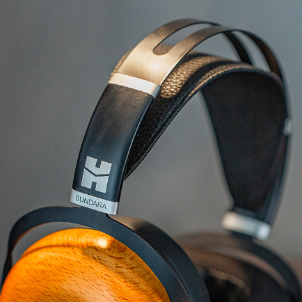 Description image for HiFiMan Sundara Closed-back Planar Headphones BEACHWOOD