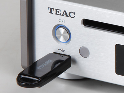 Description image for TEAC PD-301 High Quality CD Player w FM Tuner BLACK