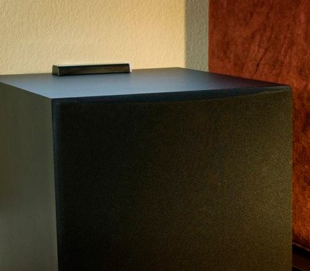 Description image for Soundcast SubCast Wireless Transmitter / Receiver System for Subwoofers